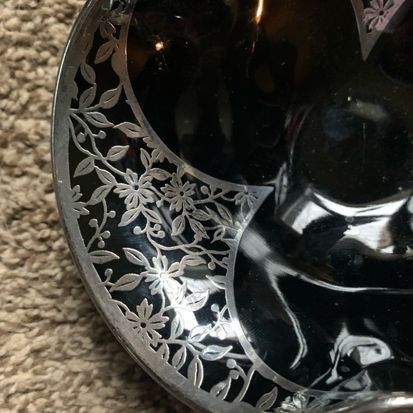 Vintage 19th Century Cambridge Amethyst Glass with Silver Overlay Candy Dish - Picture 3 of 5